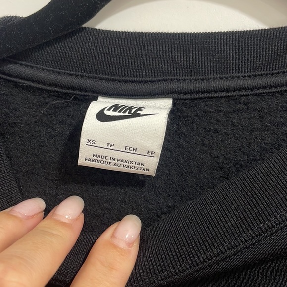 NIKE CROP TOP SWEATSHIRT XS - Picture 5 of 5